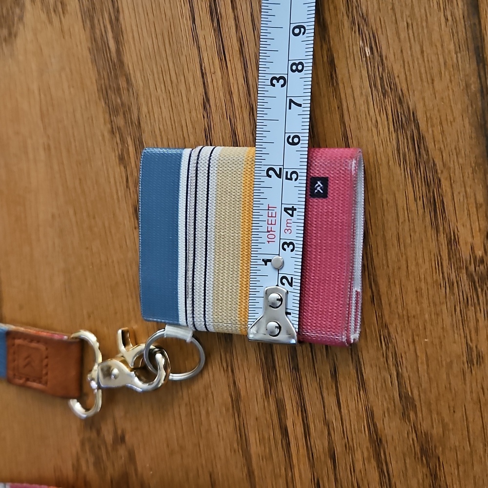 Thread Wallets Multicolored Striped Elastic Mini Wallet And Lanyard - Picture 9 of 9